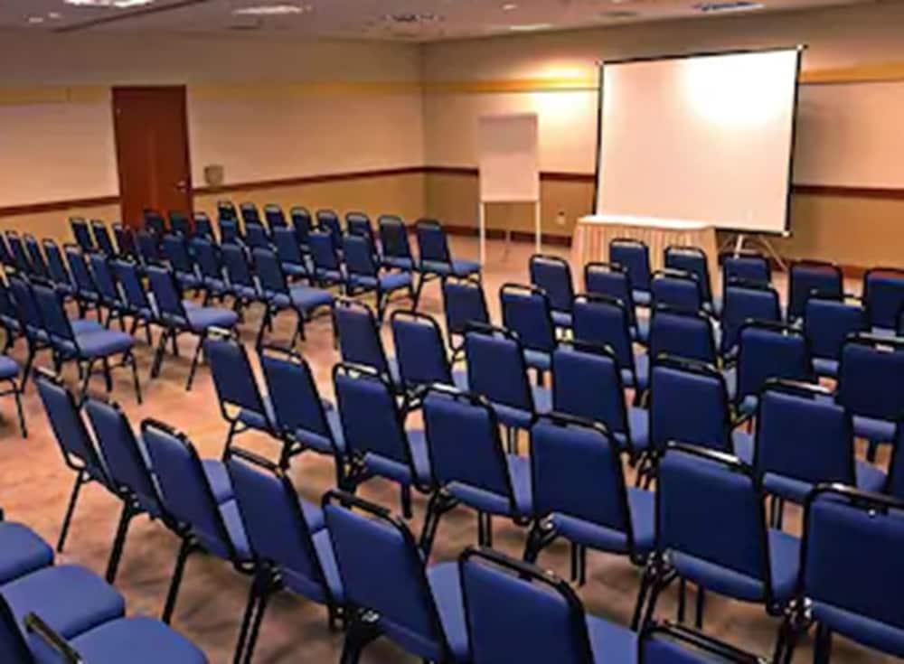 Travel Ibirapuera 3* São Paulo